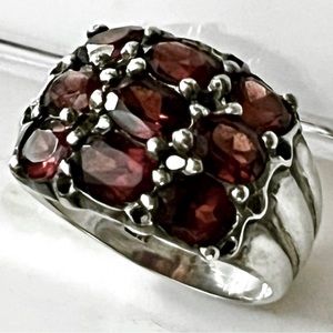 Vintage Sterling Silver 9 Garnet Sterling Silver Ring